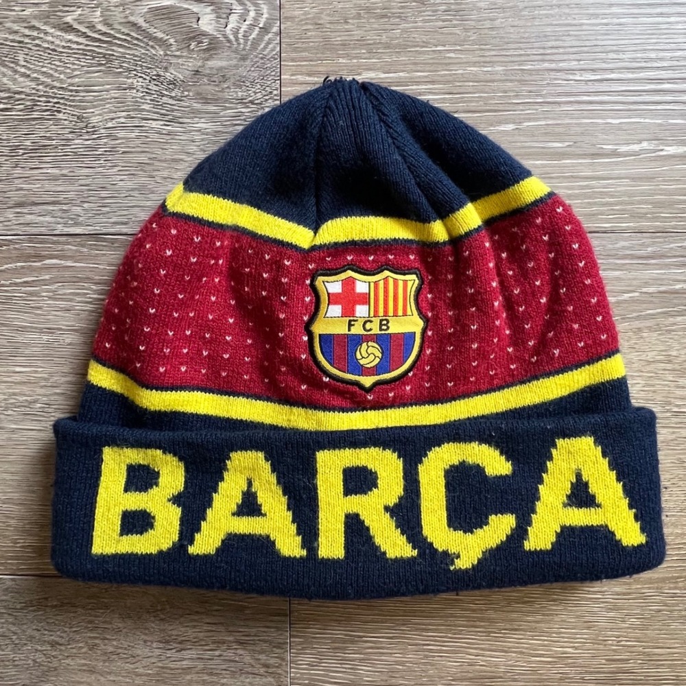 FC Barcelona Beanie Hat Unisex OSFM Navy Blue Red Barca Soccer Knit Cap